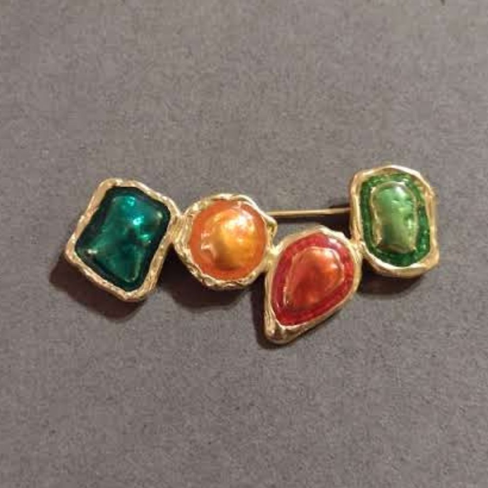 Vintage Brooch Signed Macy